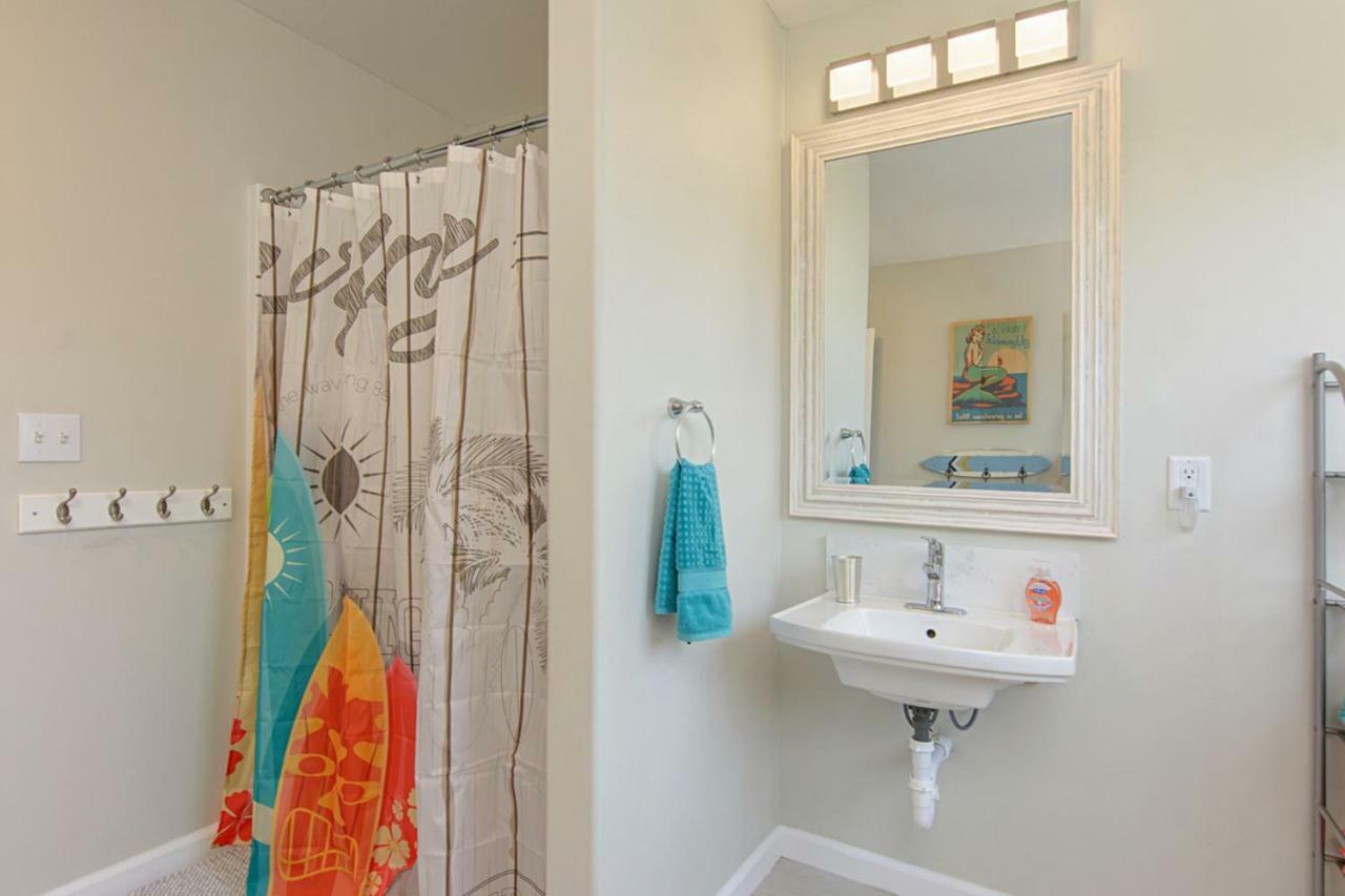 Ultimate Beach Bungalow - 1 Block From Beach - Huge Backyard Carlsbad Exterior foto
